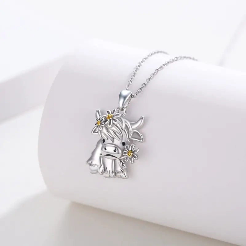 Cute Cartoon Cow Pendant Necklace - The Perfect Animal Jewelry Gift For Girls!