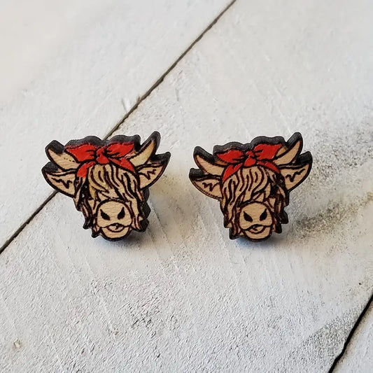 Highland Cow Head Red Bowknot Design Cute Stud Earrings Retro Bohemian Style Wooden Jewelry Daily Wear Ornaments
