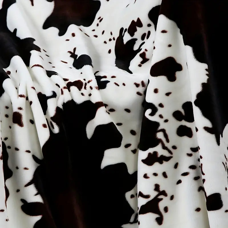 Soft & Warm Cow Print Blanket - Perfect for Bed, Couch, Office, Camping & More!